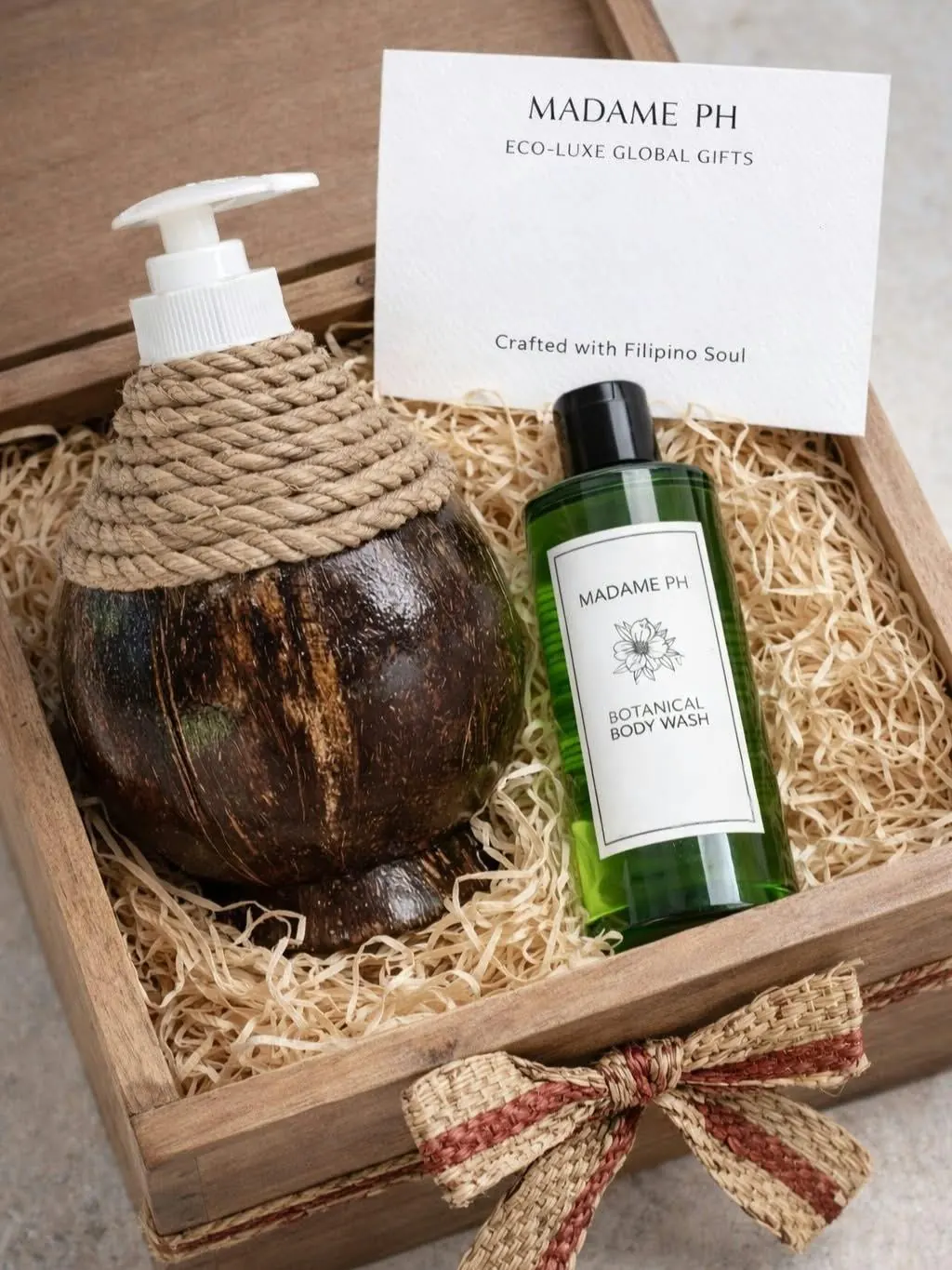 Executive wellness set in a wooden gift box